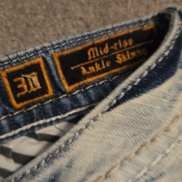 Rock Revival Light Blue Women's Jeans - Picture 4 of 5